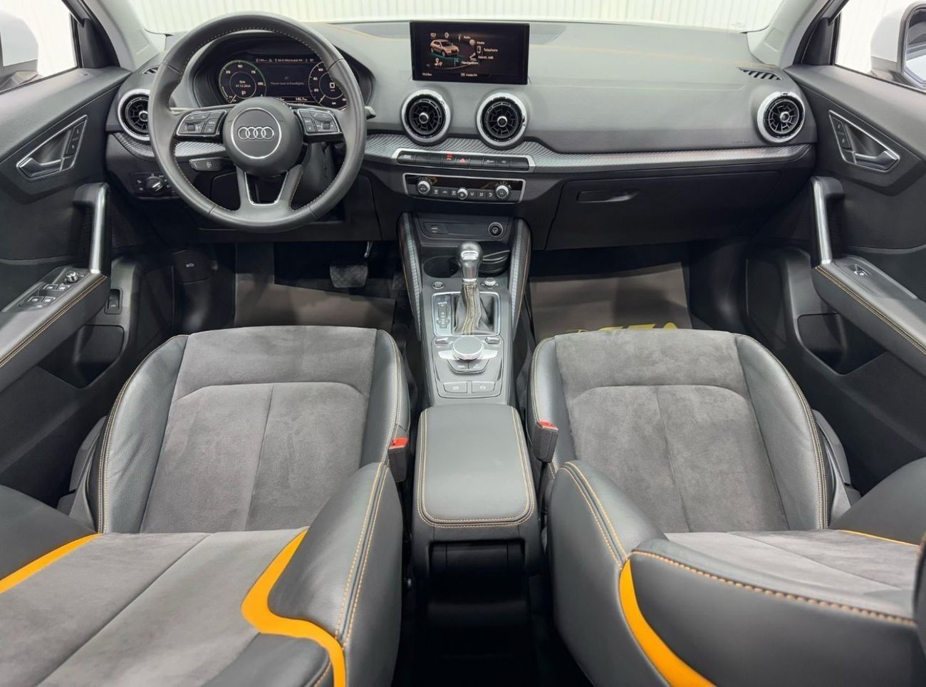 أودي اي ترون Q2L 30 E-Tron 2022 Audi Q2L 30 E-Tron, Warranty, Very Low Kms, Excellent Condition, GCC