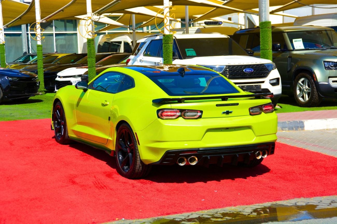 Chevrolet Camaro SS 6.2L Coupe-ATTRACTIVE COLOR/SS V8 6.2L // NICE COLOR//GOOD CONDITION //LOW MILEG