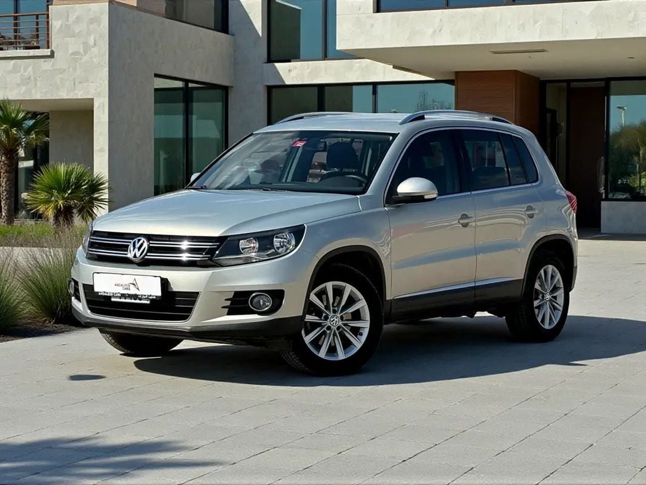 Volkswagen Tiguan BASE 1.4 TSI Life VOLKSWAGEN TIGUAN 1.4L TSI A/T | 2016 | GCC SPECS