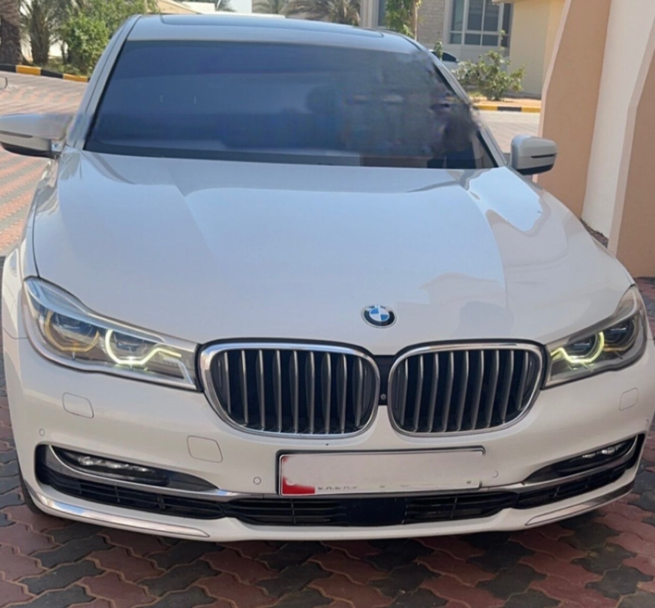 بي أم دبليو 750Li