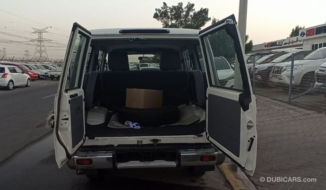 Toyota Land Cruiser Hard Top 5 doors