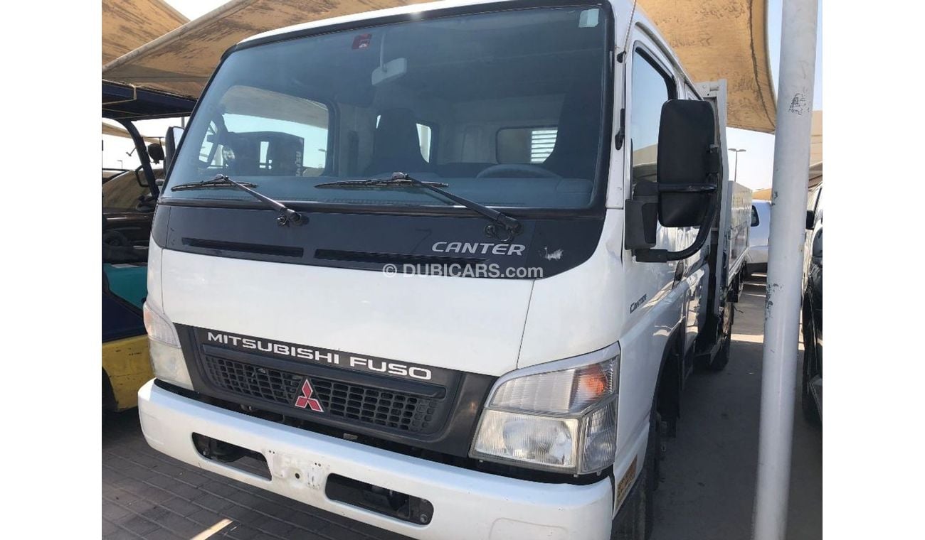 Mitsubishi Fuso Canter d/c pick up,model:2014.Excellent condition