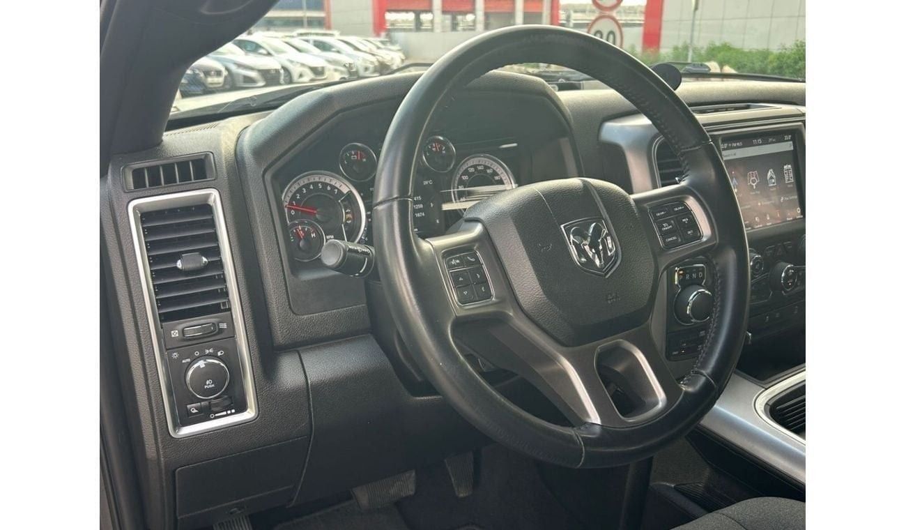 RAM 1500 DODGE RAM 5.7 WARLOCK 2021 GCC LOW MILEAGE WITH AGENCY WARRANTY  & SERVICE CONTRACT TILL 2027 IN MIN