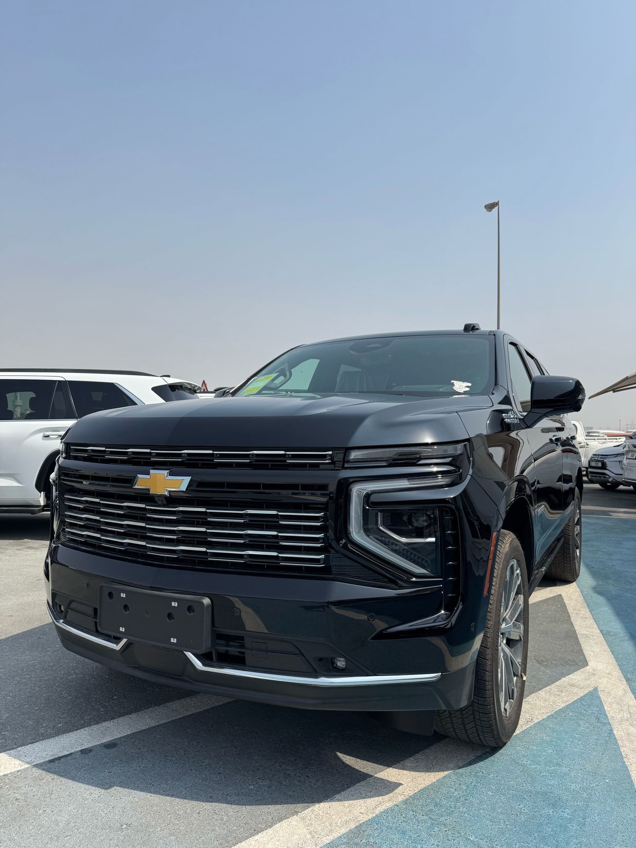 Chevrolet Tahoe Chevrolet Tahoe 2.7L Black Colour Best Price for Export