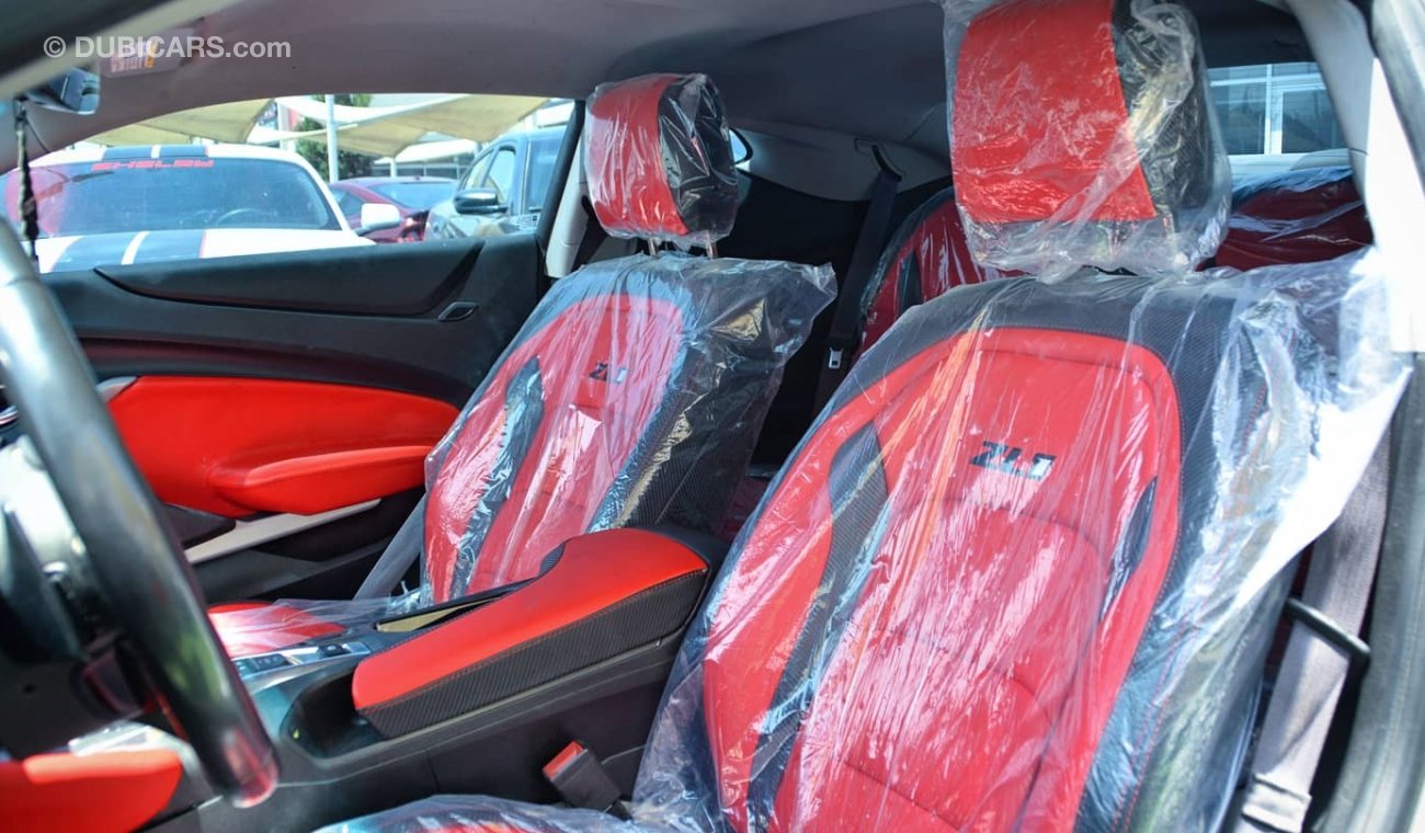 شيفروليه كامارو Camaro RS V6 2017/Original Airbags/ZL1 Kit/Leather Seats/Very Good Condition