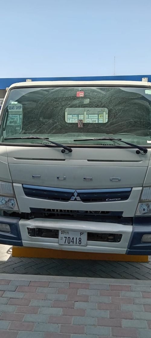 ميتسوبيشي كانتر فان STD