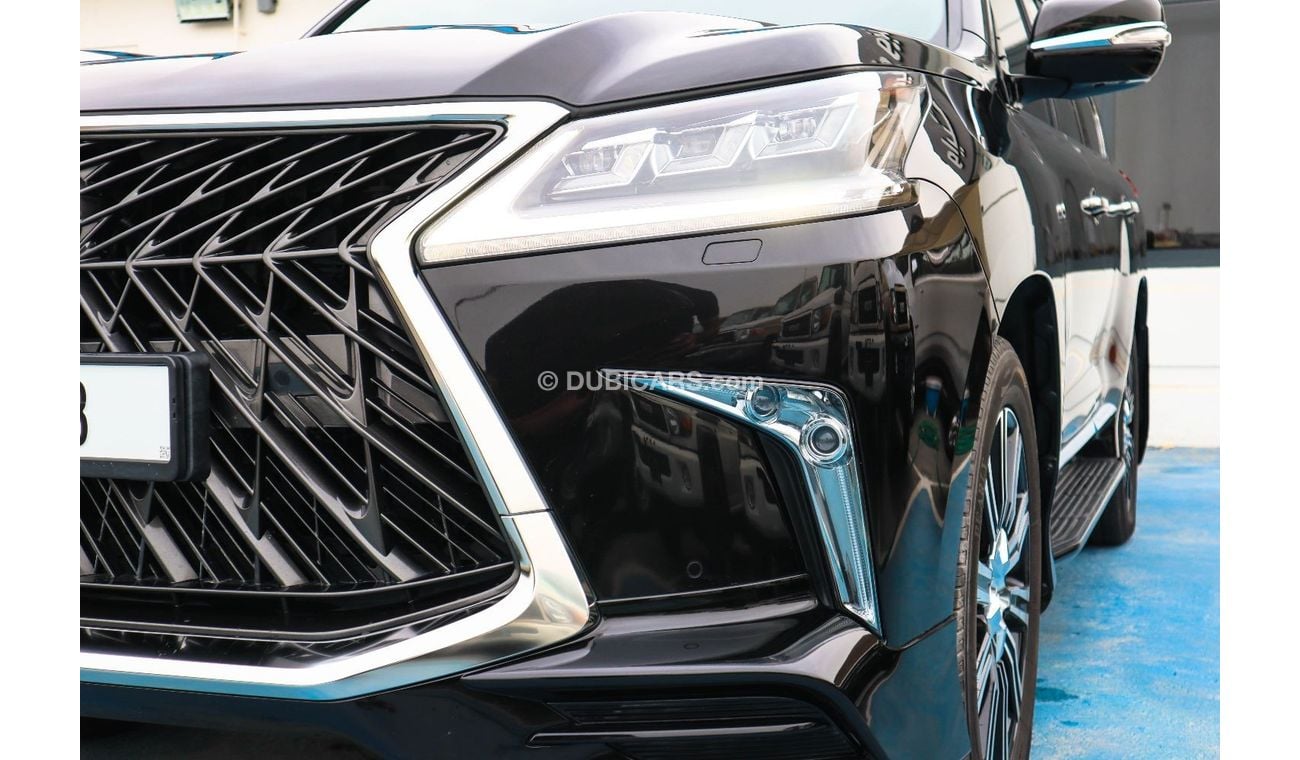 لكزس LX 570 • LEXUS - LX 570 – 2018 MODEL 5.7L 8cy 4946 km use