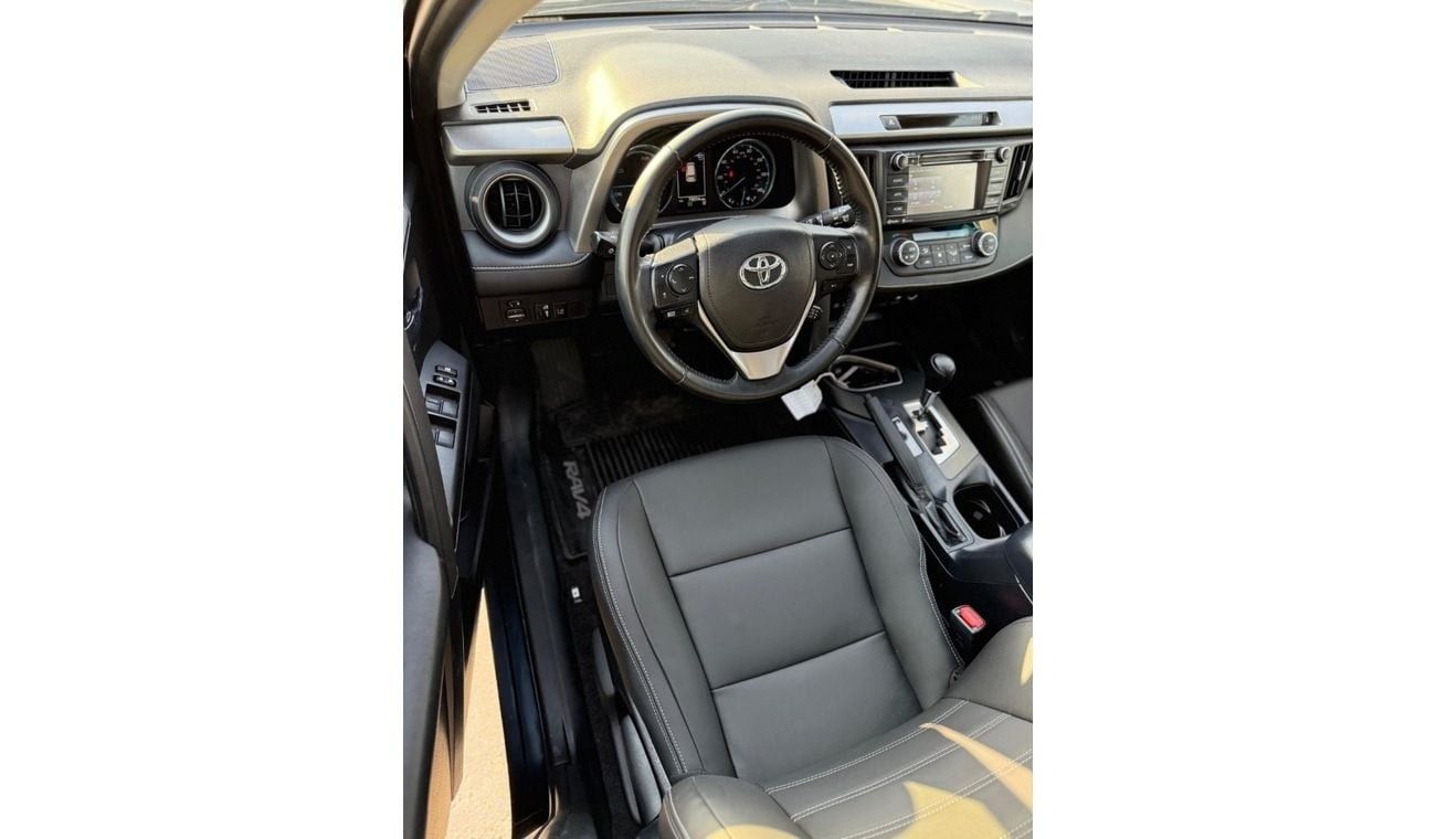 Toyota RAV4 Hybrid TOYOTA RAV4 XLE premium