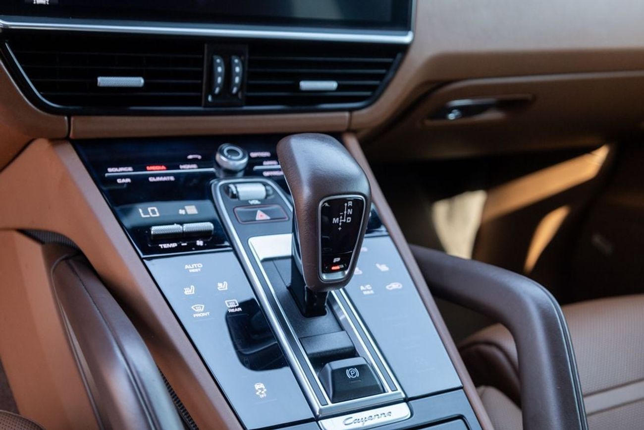 Porsche Cayenne Platinum Edition