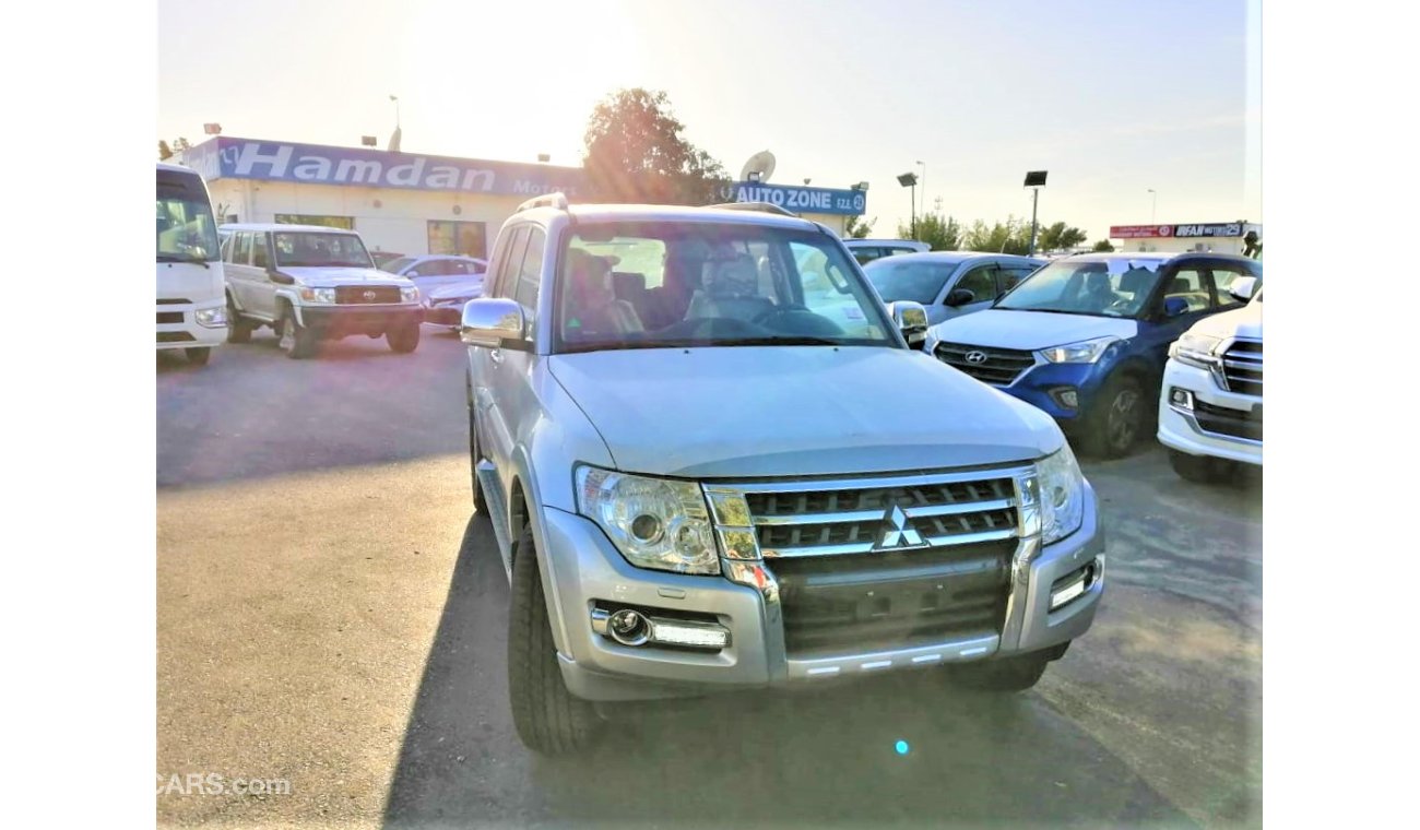 Mitsubishi Pajero full option