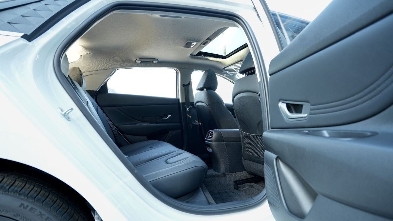 Hyundai Elantra GLX 1.5L WHITE 2025MY EXPORT PRICE