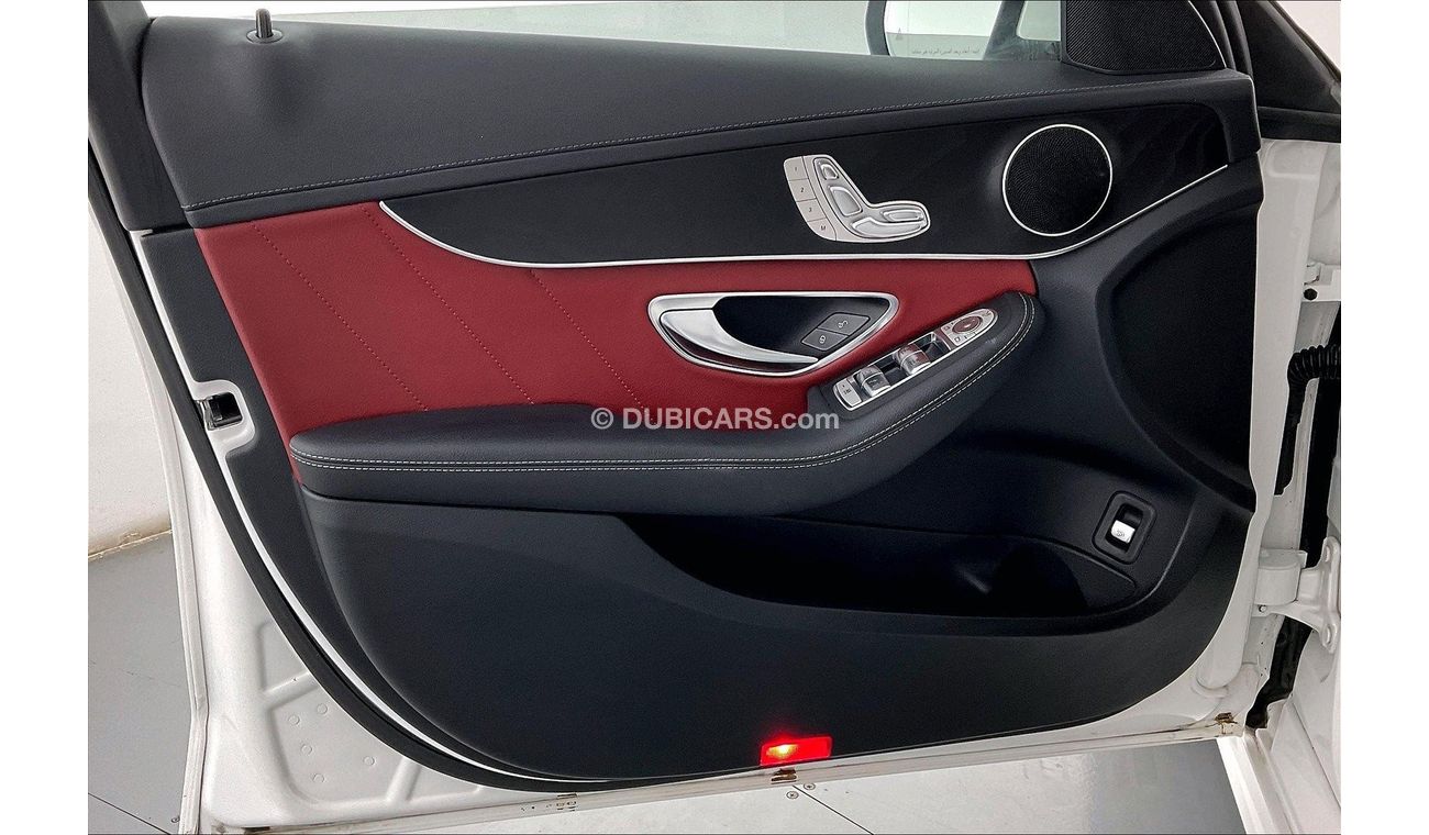 Mercedes-Benz C 200 Premium (AMG Line)