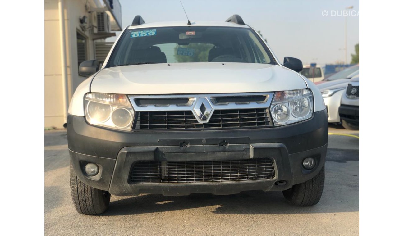 Renault Duster Clean condition, LOT-7203