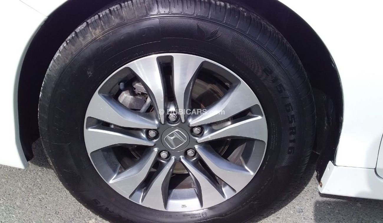 هوندا أكورد هوندا اكورد ٢٠١٦ خليجي