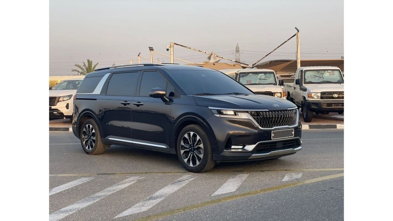 Kia Carnival 2021 Kia Carnival Exclusive Diesel Korean Specs Orignal Paint - 360* CAM - Panoramic View - 9 seater