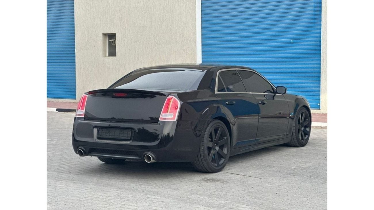 Chrysler 300C SRT8
