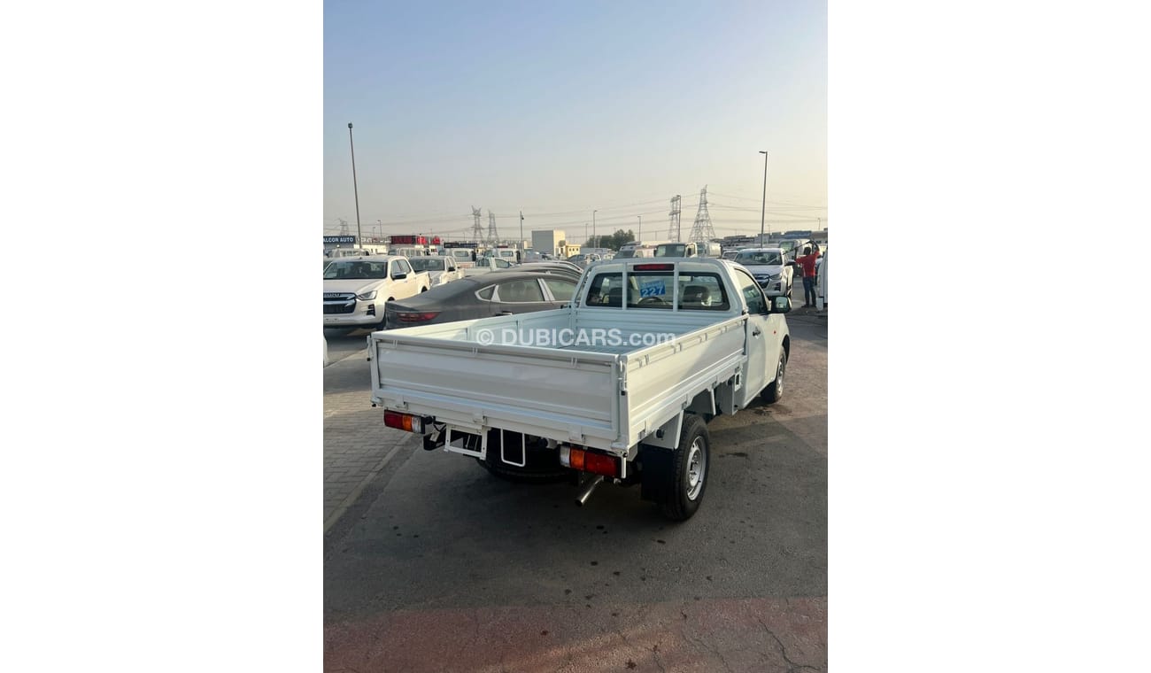 Isuzu DMax Isuzu D Max Open Side 2.5 cc