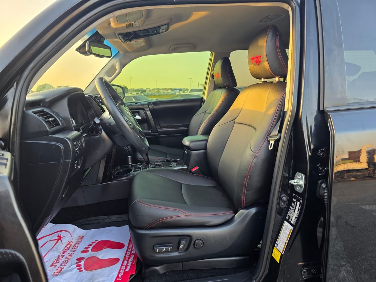 Toyota 4Runner 2022 Model TRD off Road Push Button , leather seats and 4x4