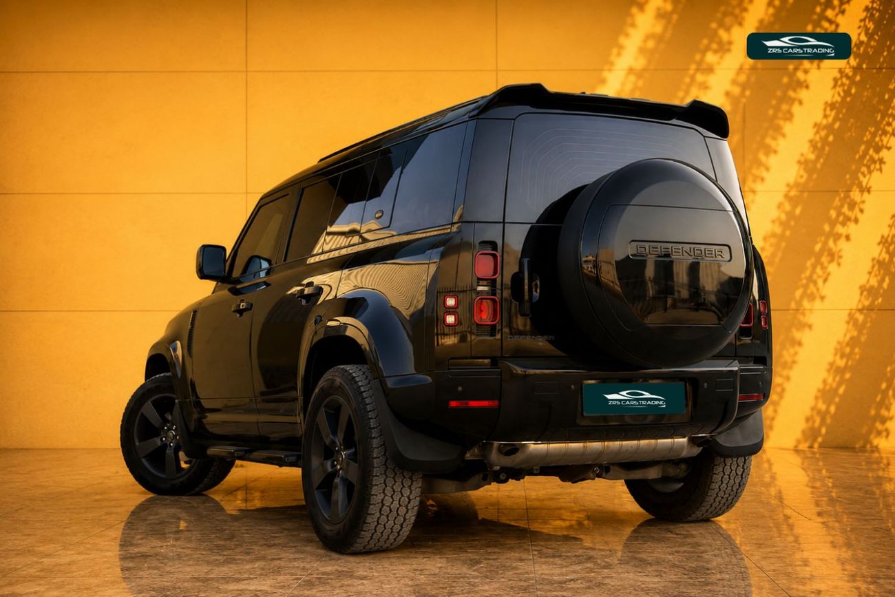 Land Rover Defender 110 HSE P400 Land Rover Defender 110 2024 GCC specs for 4,586.00 AED monthly