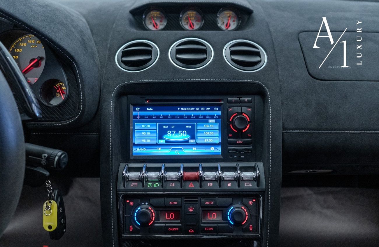 لامبورغيني جاياردو 2010 Lamborghini Gallardo Superleggera, Low Kms, Carbon Fibre, Excellent Conditions, European Spec