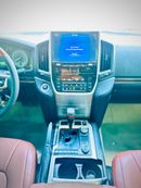 تويوتا لاند كروزر GXR1 4.5L GXR 2018 LHD Diesel Engine V8 Full Option Very Clean And Perfect Condition