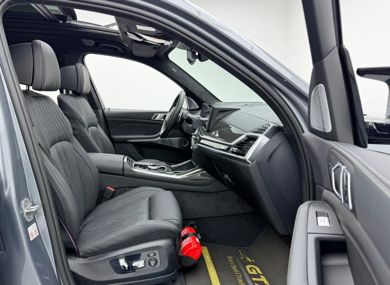 BMW X7 M60i XDRIVE 2025 BMW X7 M60i, BMW Warranty+Service Contract+Full Service History, GCC Specs