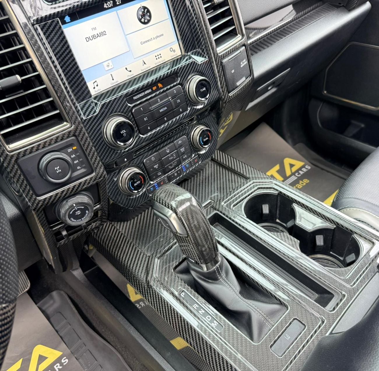 Ford F-150 2018 Ford F-150 Raptor, Full Service History, Carbon Fiber Interior, Excellent Condition, GCC