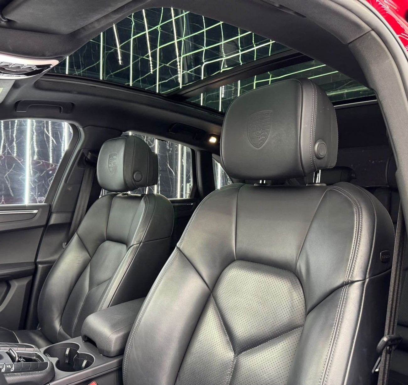 Porsche Macan STANDARD, миниатюра 17