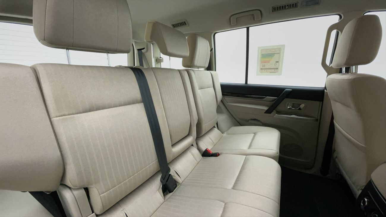 Mitsubishi Pajero GLS 3500