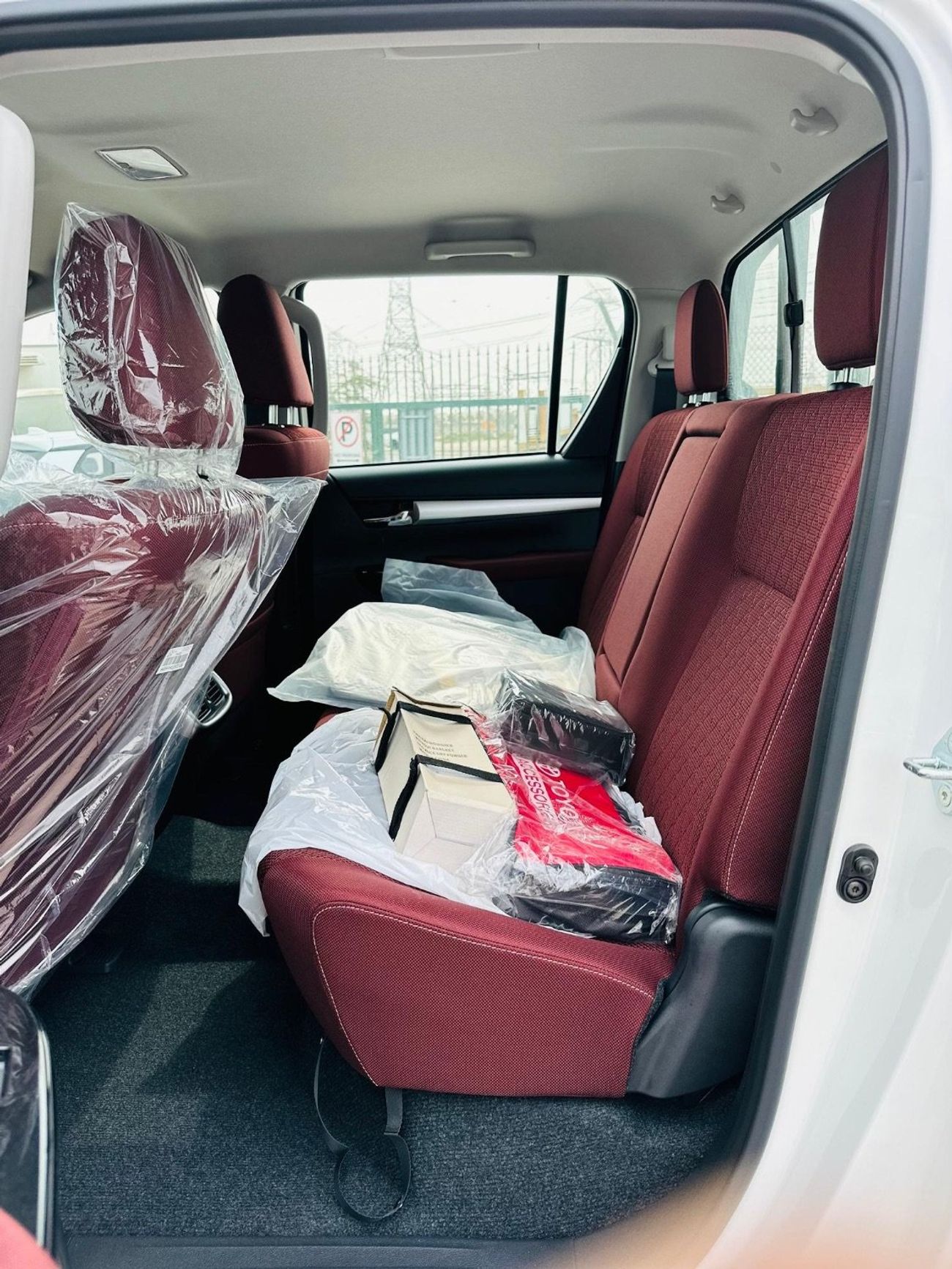 تويوتا هيلوكس S GLX 2.4L AWD A/T