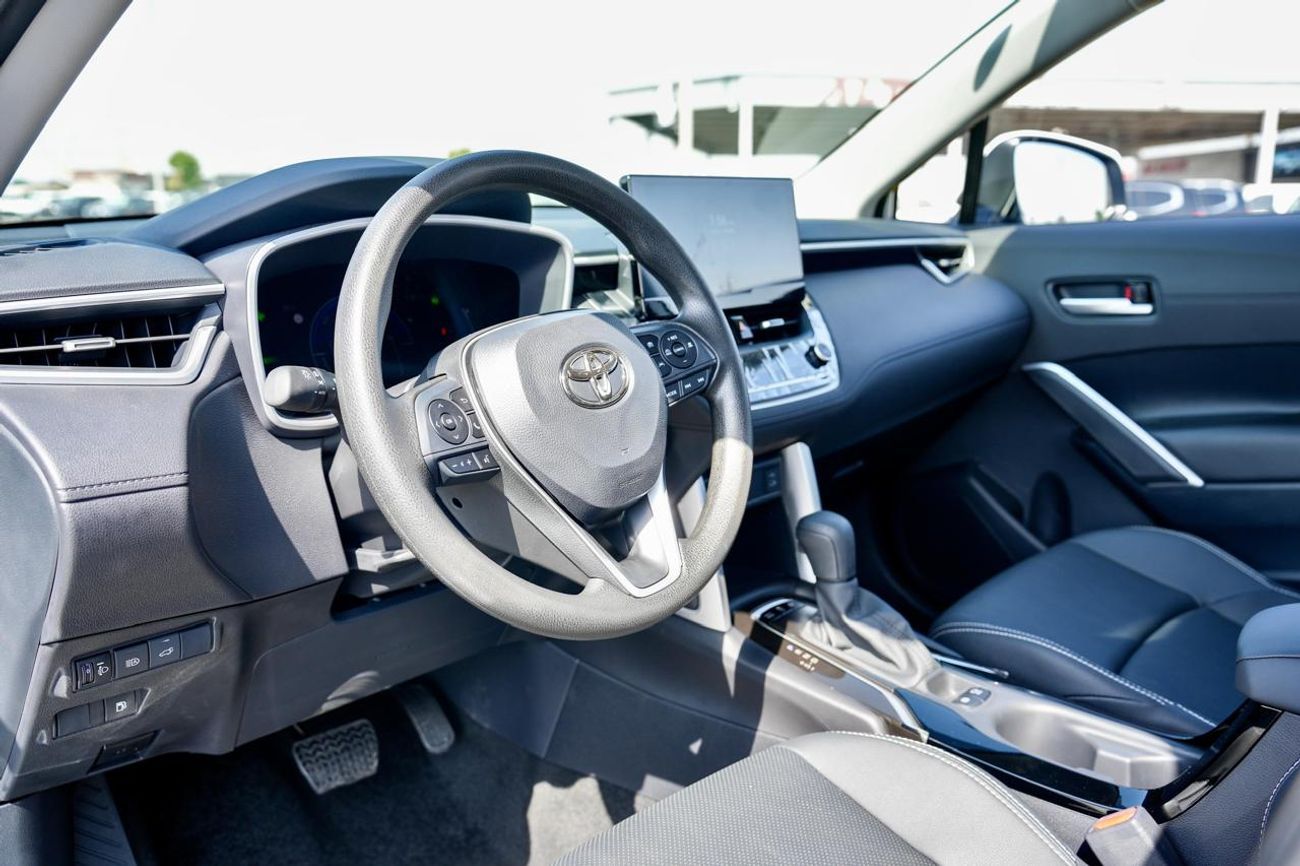 Toyota Corolla Cross TOYOTA FRONTLANDER LUXURY  2.0L HYBRID  MODEL 2025  WHITE