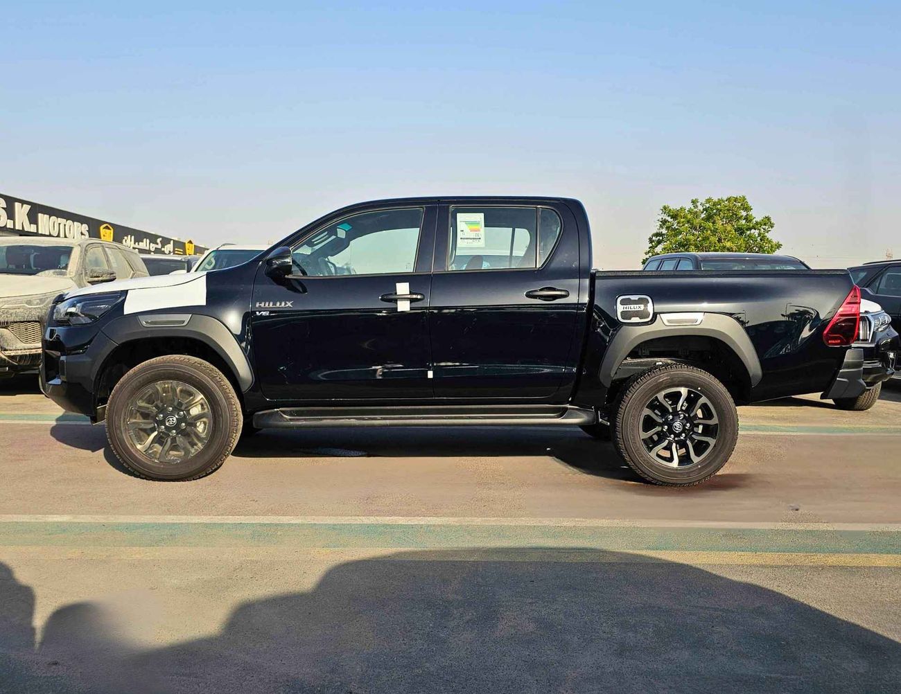 Toyota Hilux ADVENTURE / EURO 4 / A/T /  4.0L V6 PETROL /  360* CAMERA / BLIND SPOT (CODE # ADVBY)