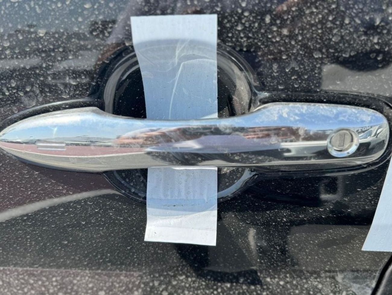 Toyota Granvia 3.5 L , Automatic ,7 seats  , med option