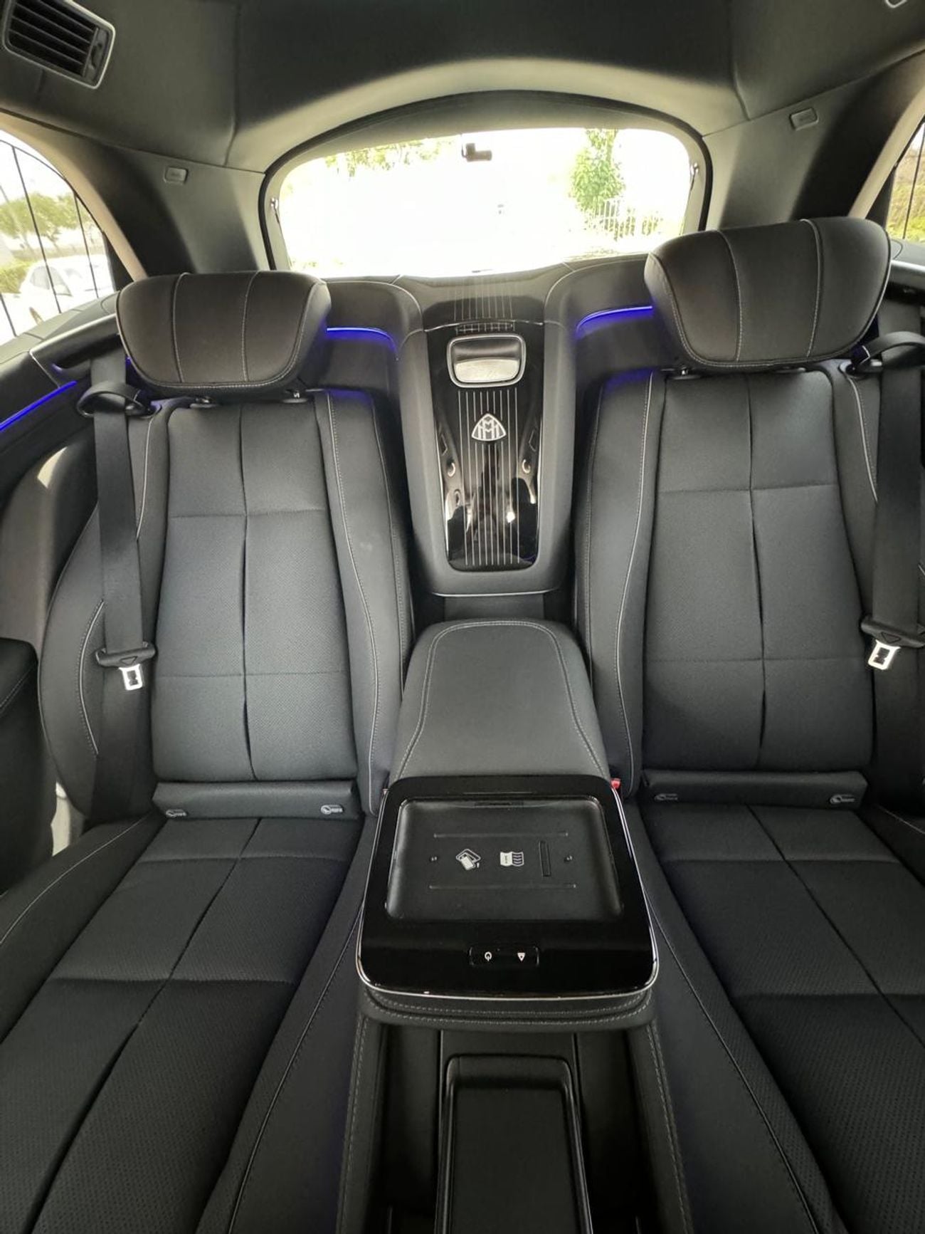 مرسيدس مايباخ gls600 مايباخ FULL OPTION MAYBACH GLS 600 2024