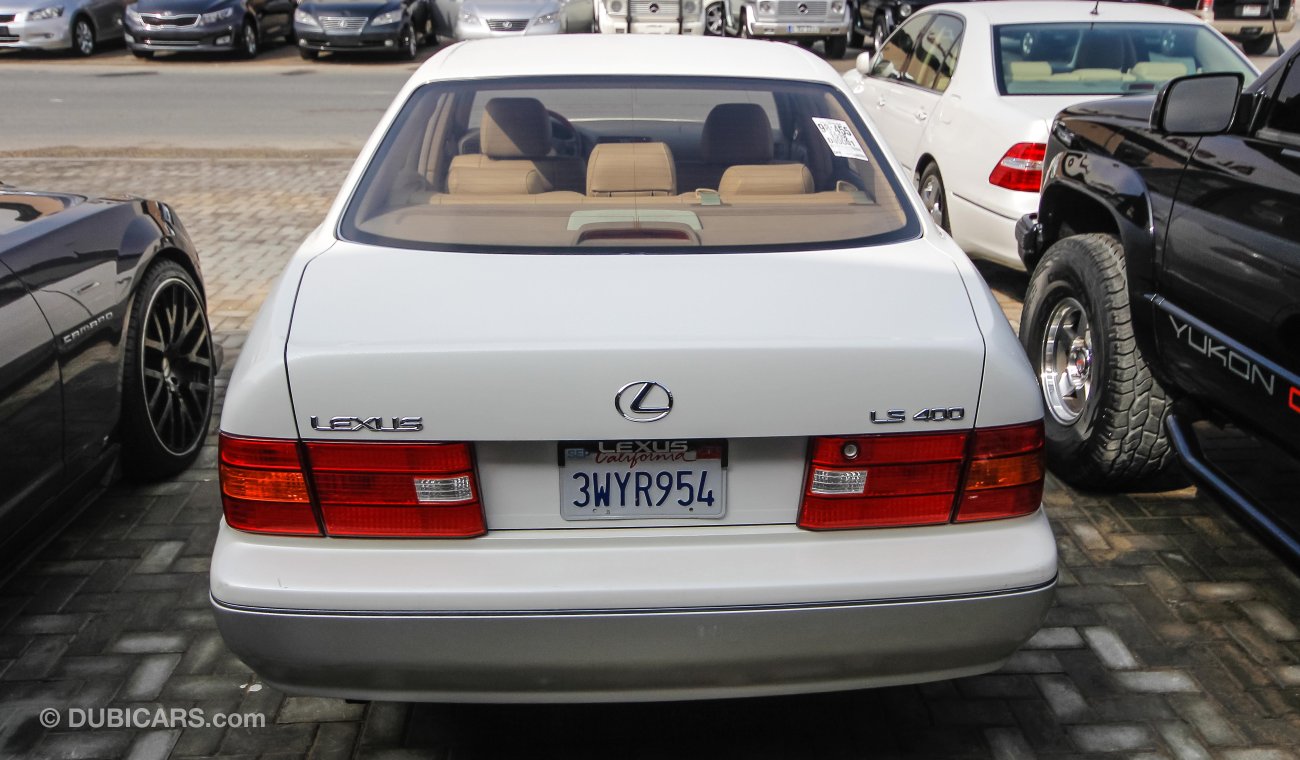 Lexus LS 400