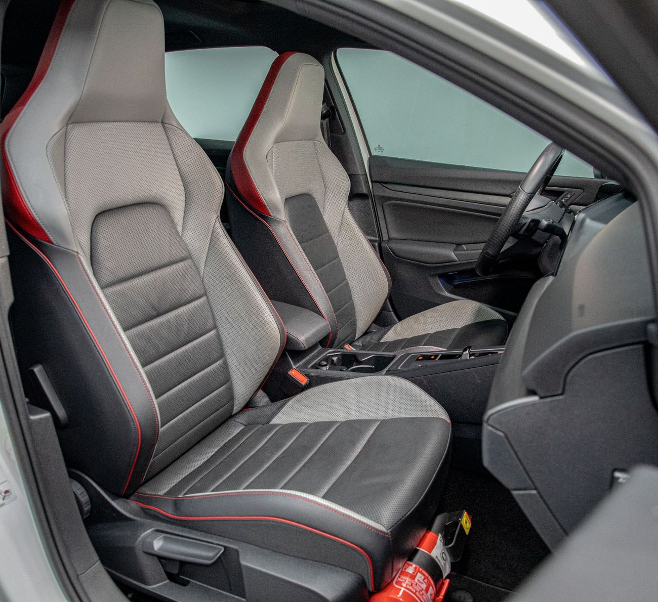 فولكس واجن جولف GTI