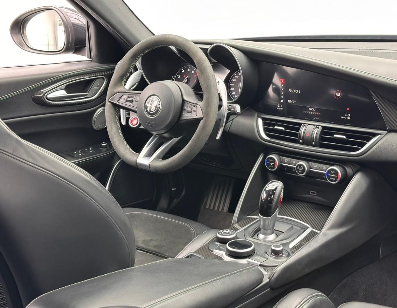 Alfa Romeo Giulia Quadrifoglio 2.9L (505 HP) 2018 Alfa Romeo Giulia Quadrifoglio, Alfa Romeo Service History, 1 Year W
