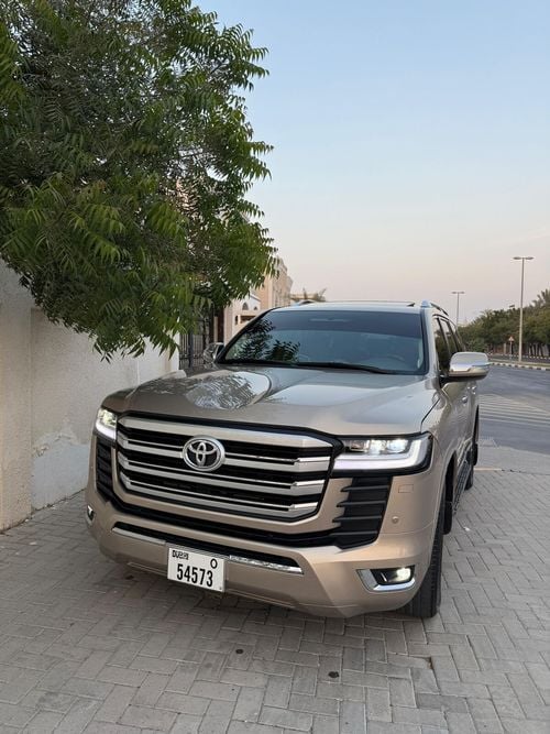 تويوتا لاند كروزر VXR 5.7L AWD