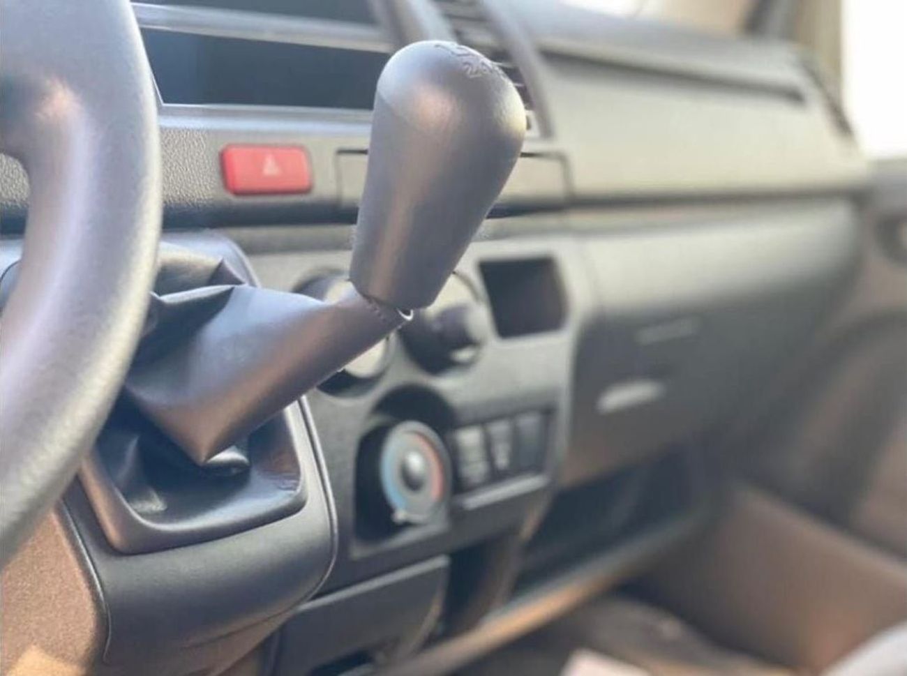 Toyota Hiace Standard Roof 15 Seater 2.5L Diesel RWD Model 2025