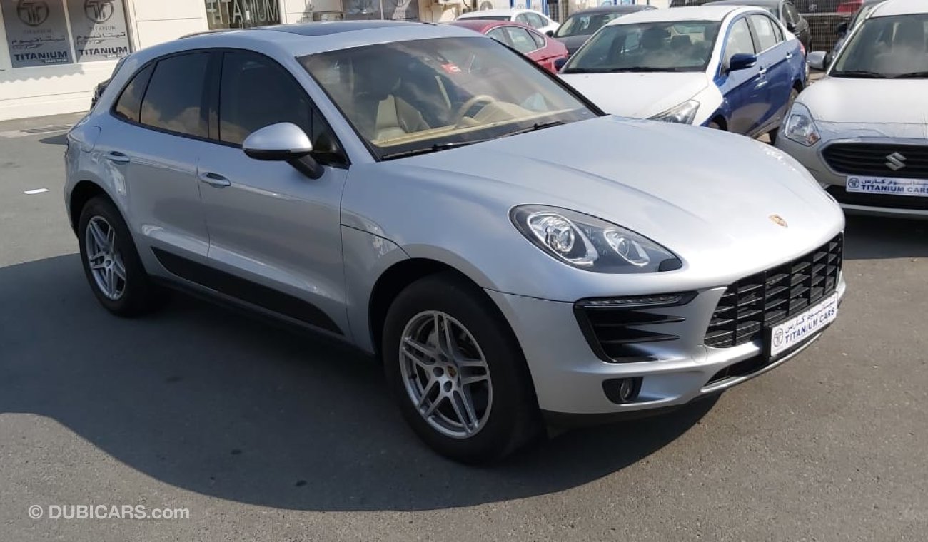 Porsche Macan S 2014 3.0 V6  full option  GCC SPEC  82330km  105000 AED