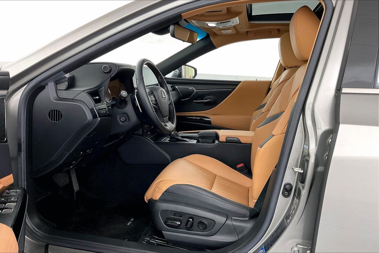 Nissan Sunny SV | 1 year free warranty | 0 Down Payment