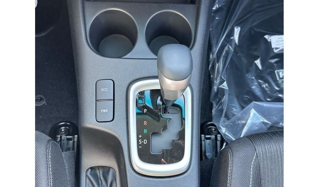 Toyota Hilux DC 2.4L DIESEL AUTOMATIC