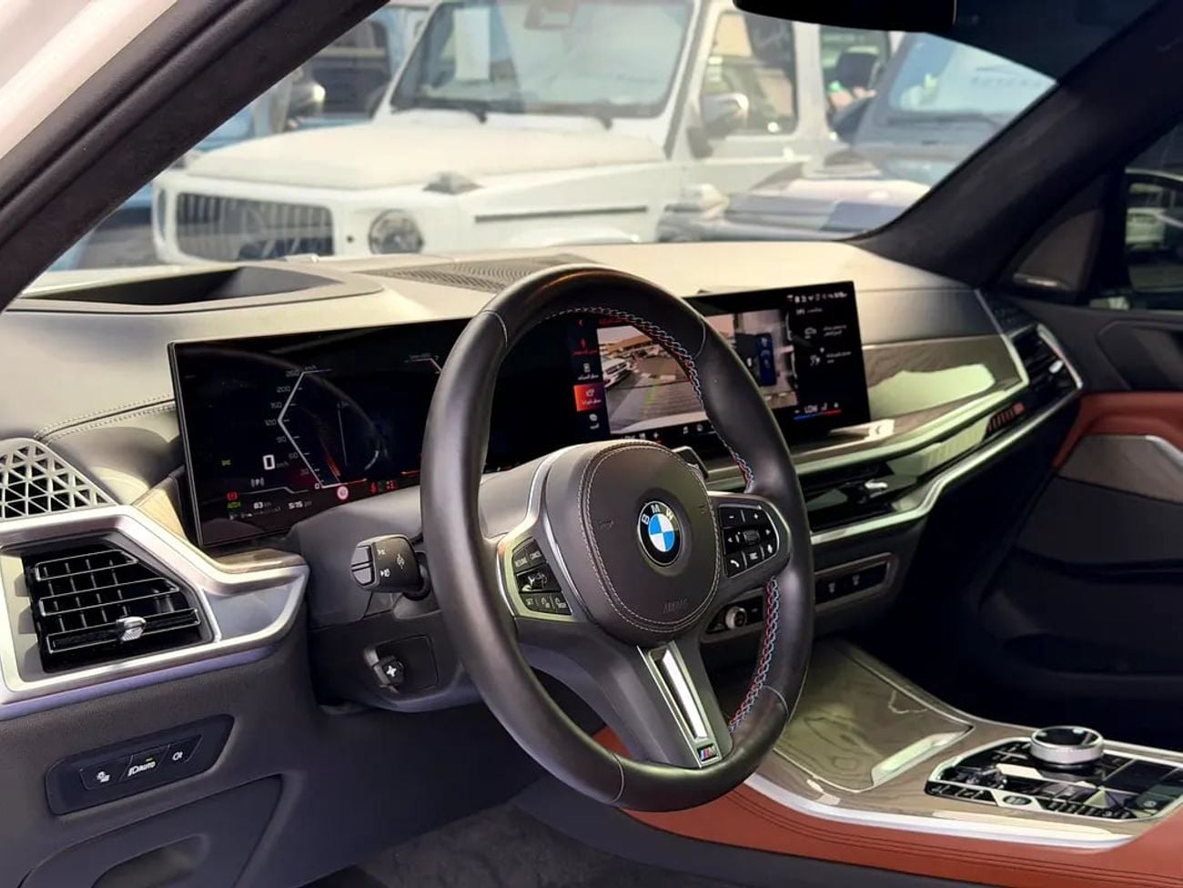 بي أم دبليو X5 M60i LUXURY