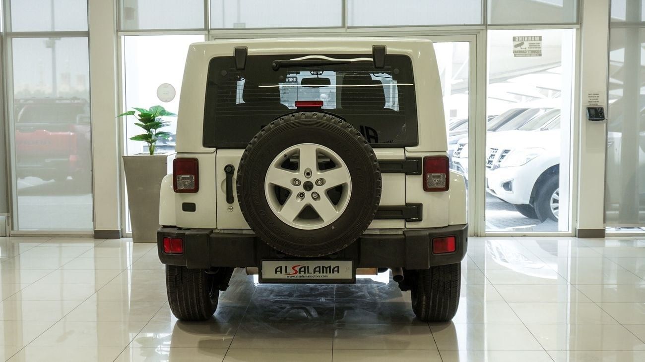 Jeep Wrangler Sahara 3.6L A/T