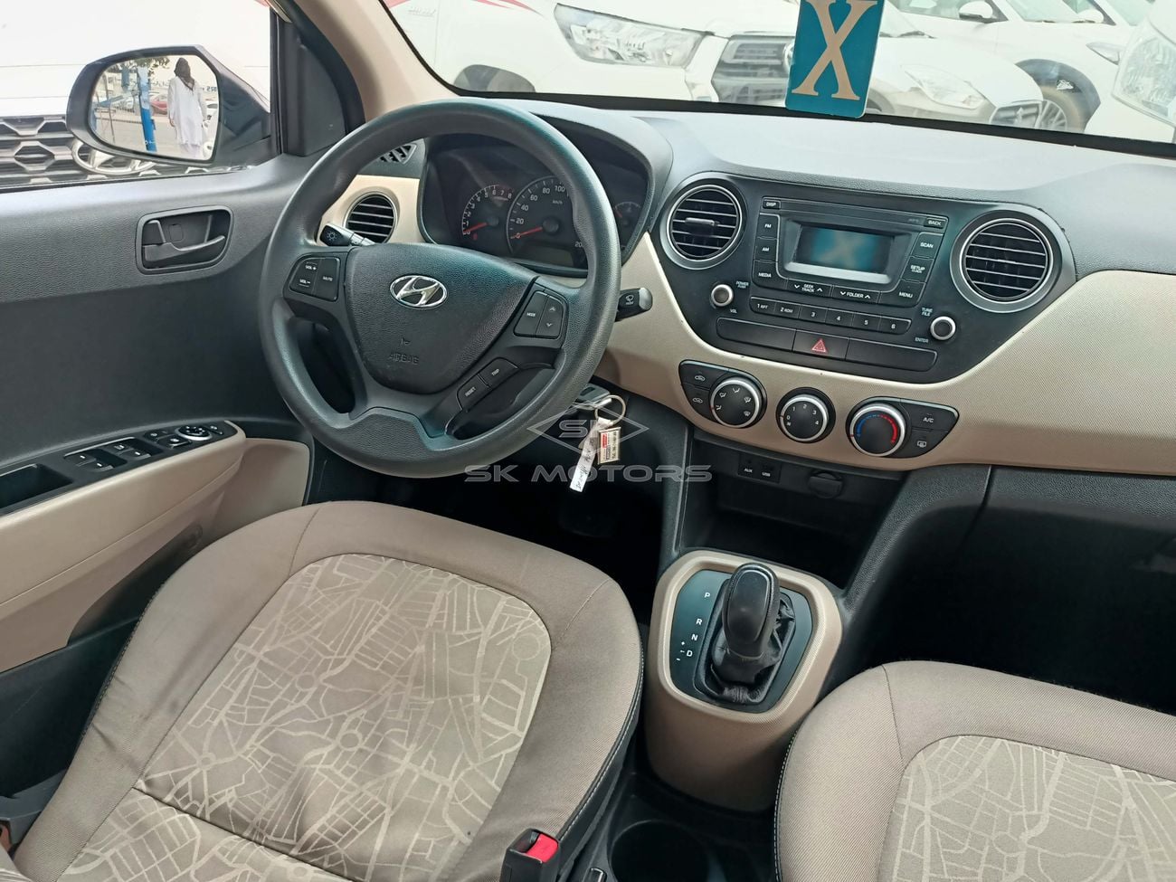 Hyundai Grand i10 1.2L, 14" Rims, Xenon Headlights, Fog Lights, Fabric Seat, Airbag, Headlight Aiming Knob (LOT # 828)