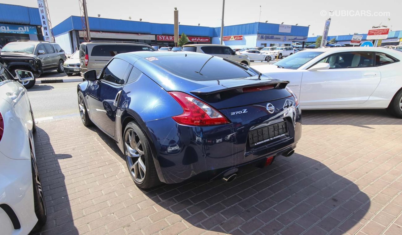 نيسان 370Z