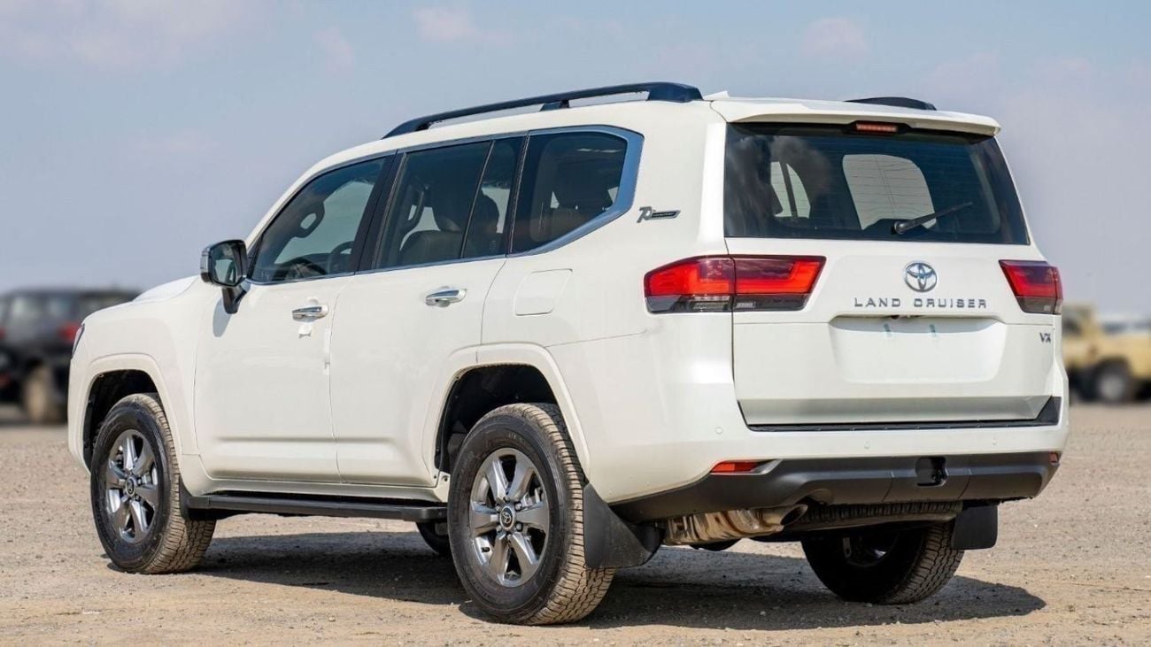 تويوتا لاند كروزر LC300 VX 4.0P AT MY2024 – WHITE