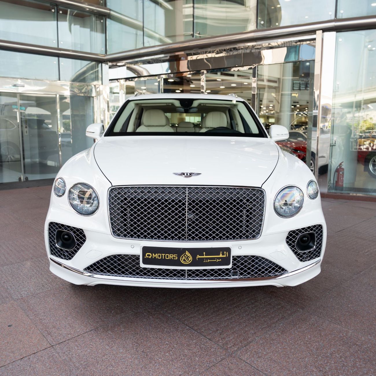 Bentley Bentayga 2023 BENTLEY BENTAYGA V8 DONE ONLY 30,000KM
