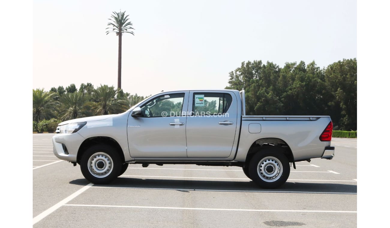 تويوتا هيلوكس 2022 | DLX 2.4L BASIC D/C 4X4  A/T WITH POWER WINDOWS FABRIC SEATS AND GCC SPECS - EXPORT ONLY