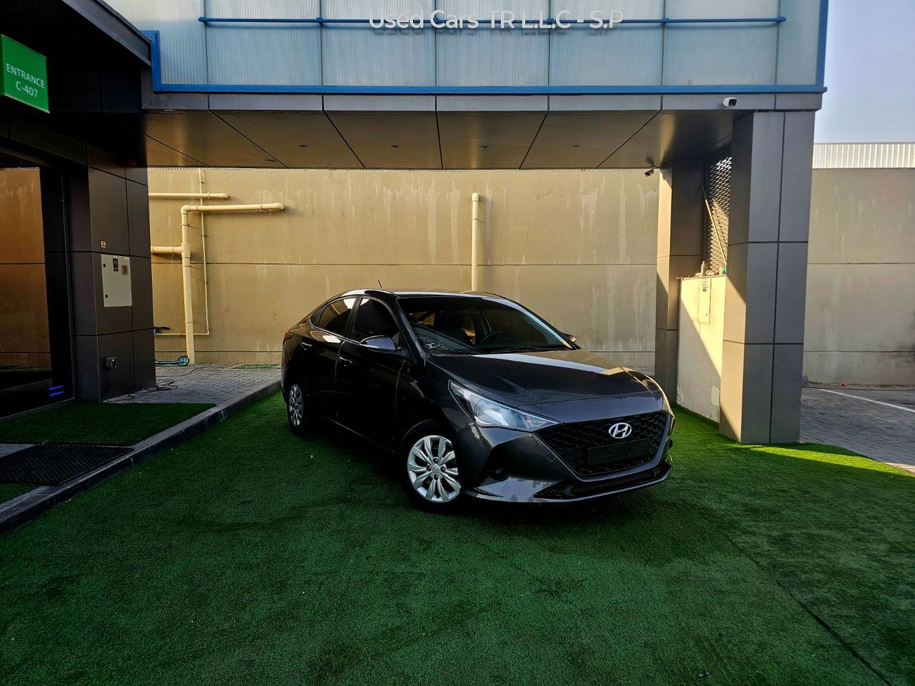 Hyundai Accent / GCC 1.6 V4/ LOW MILEAGE/ SINGLE OWNER